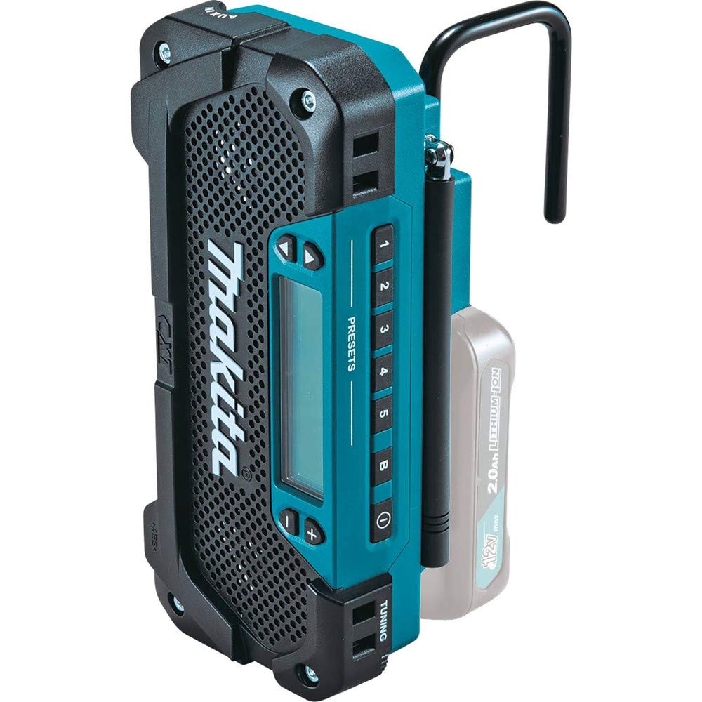 Makita RM02 rotating hook enables hanging for hands-free use.
