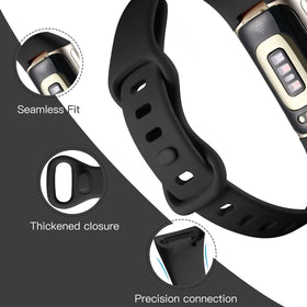 Maledan secure connectors lock onto the Charge 5/6 interface.
