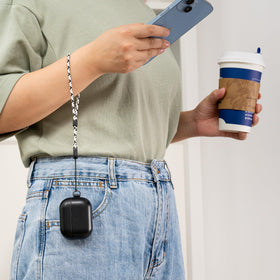 Maogoam AirPods Pro 2 case in Gloosy Black maintains sleek professional style.