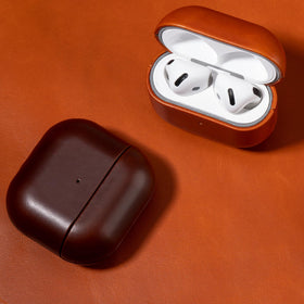 Maogoam AirPods 4 handcrafted leather case showcases premium craftsmanship