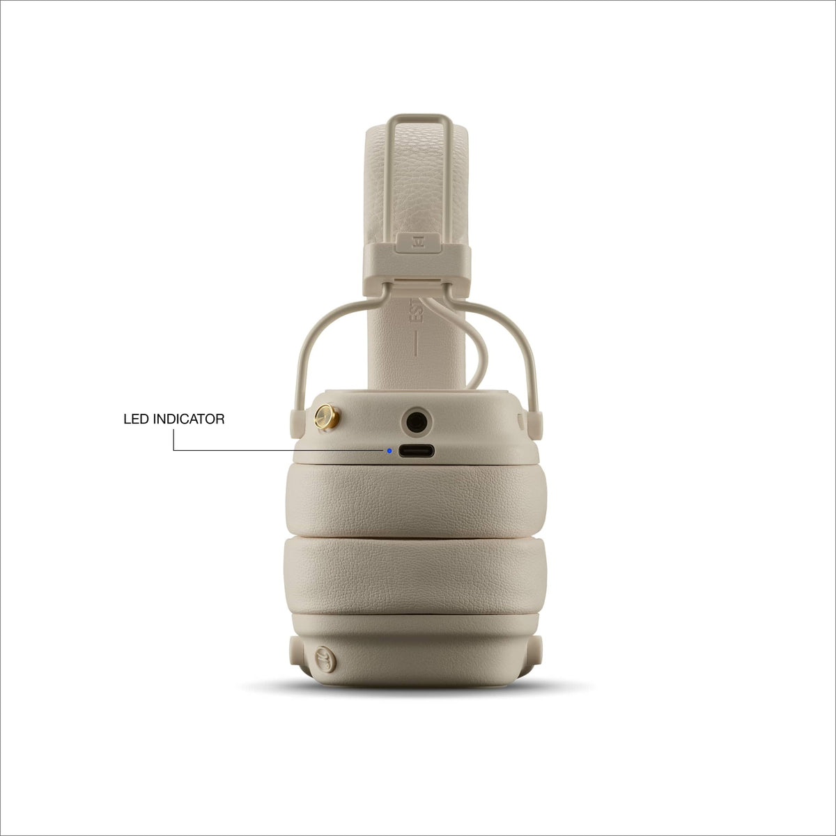 Marshall Major V cream detachable cable shows flexible wired option.