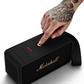 Marshall Middleton stack mode connects multiple speakers for bigger sound.