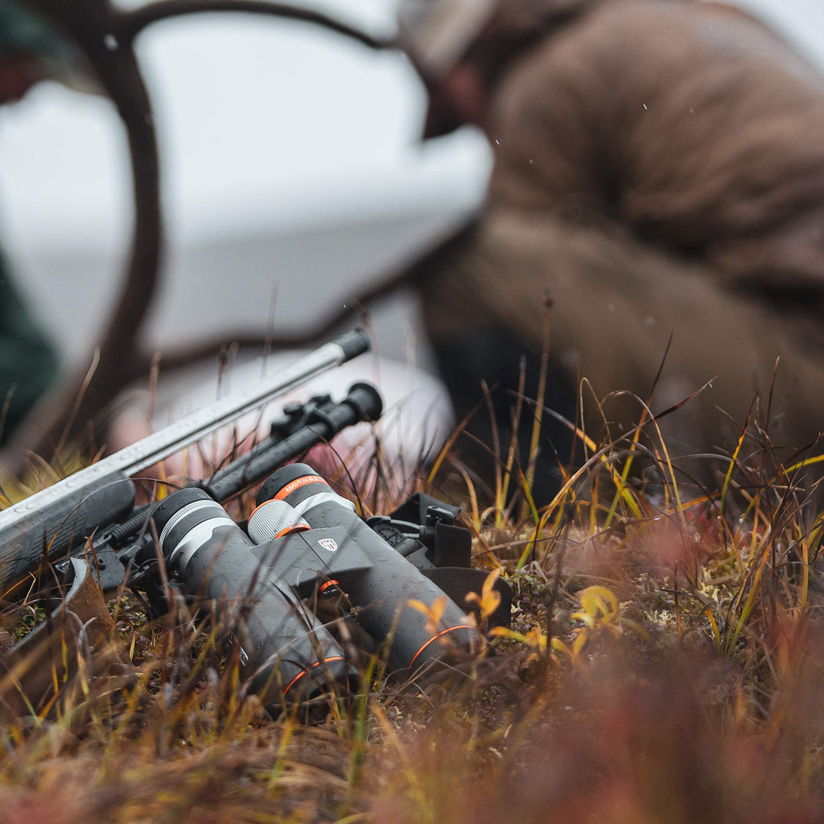 Travel-ready Maven B2 case protects optics during transport