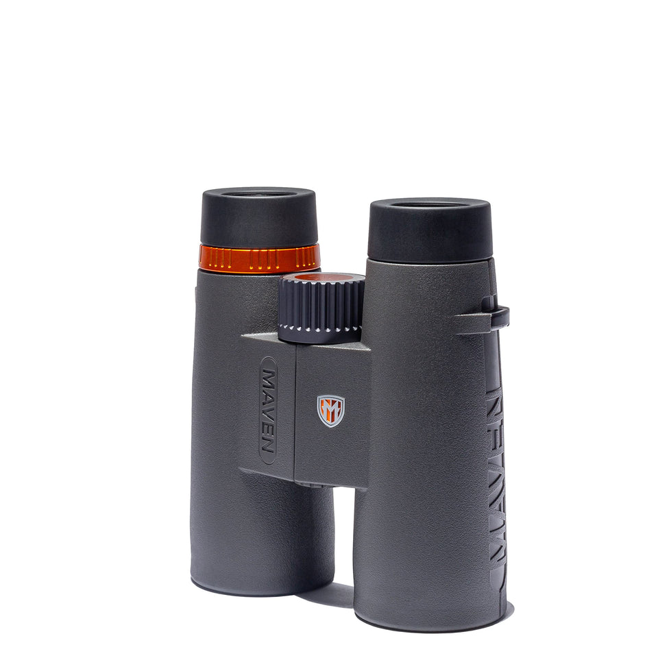 Maven C1 binoculars front view with rugged gray-orange housing for outdoor use