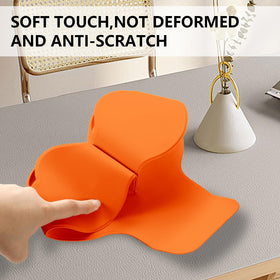 Anti-dust protection orange case shields from dust and scuffs.