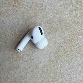 Meenova A2084 left earbud close-up, compatible with Earbuds Pro 1st Gen and the A2190 case