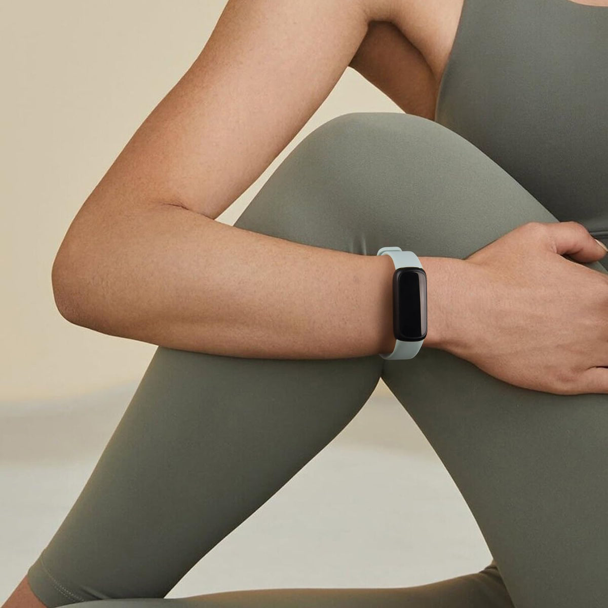 Meliya Inspire 3 six-pack bands neatly packaged for easy swapping
