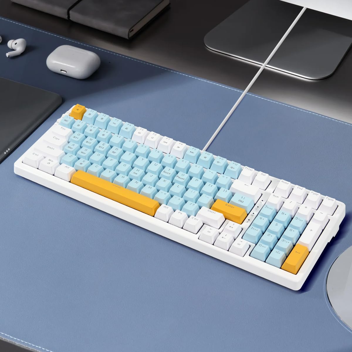 Merdia close-up of ABS keycap texture and clear legends for durable, comfortable typing