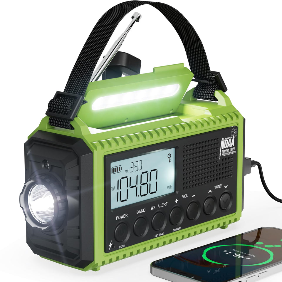 Mesqool front panel and screen showing frequency, aids quick station tuning