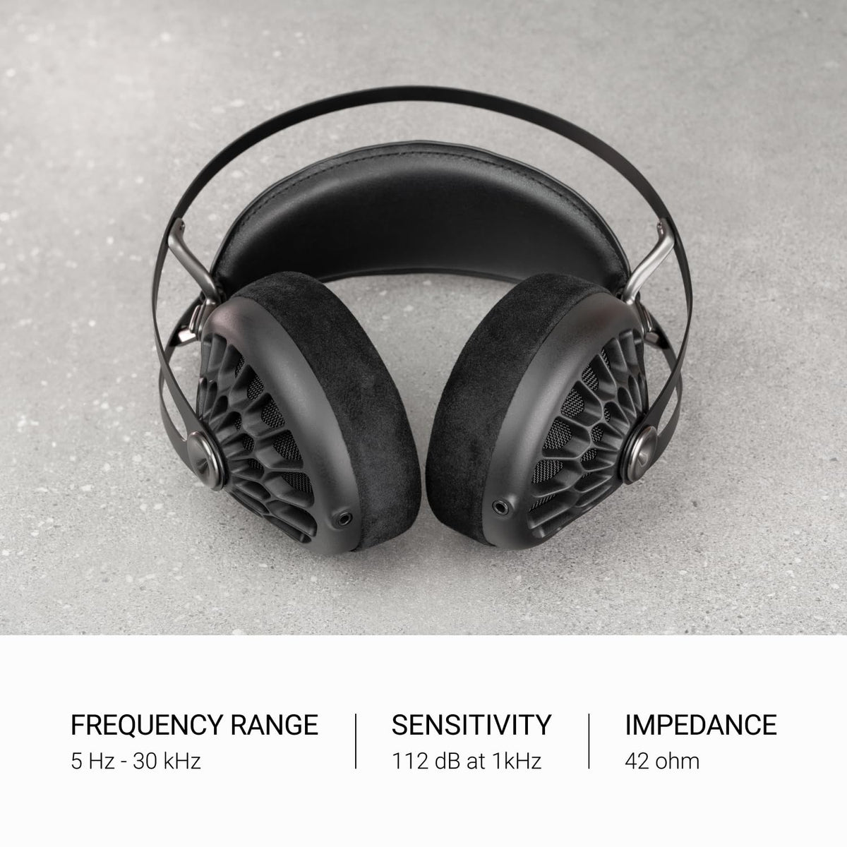 Meze Audio 105 AER 42 ohm impedance for versatile devices