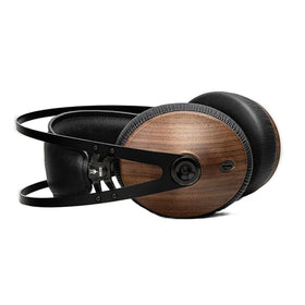 Meze Audio 99 Classics walnut wood cups with artisan craftsmanship