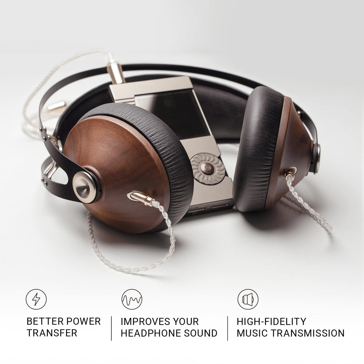 Meze Audio 99 Series 1.2m cable length offers relaxed headphone movement.