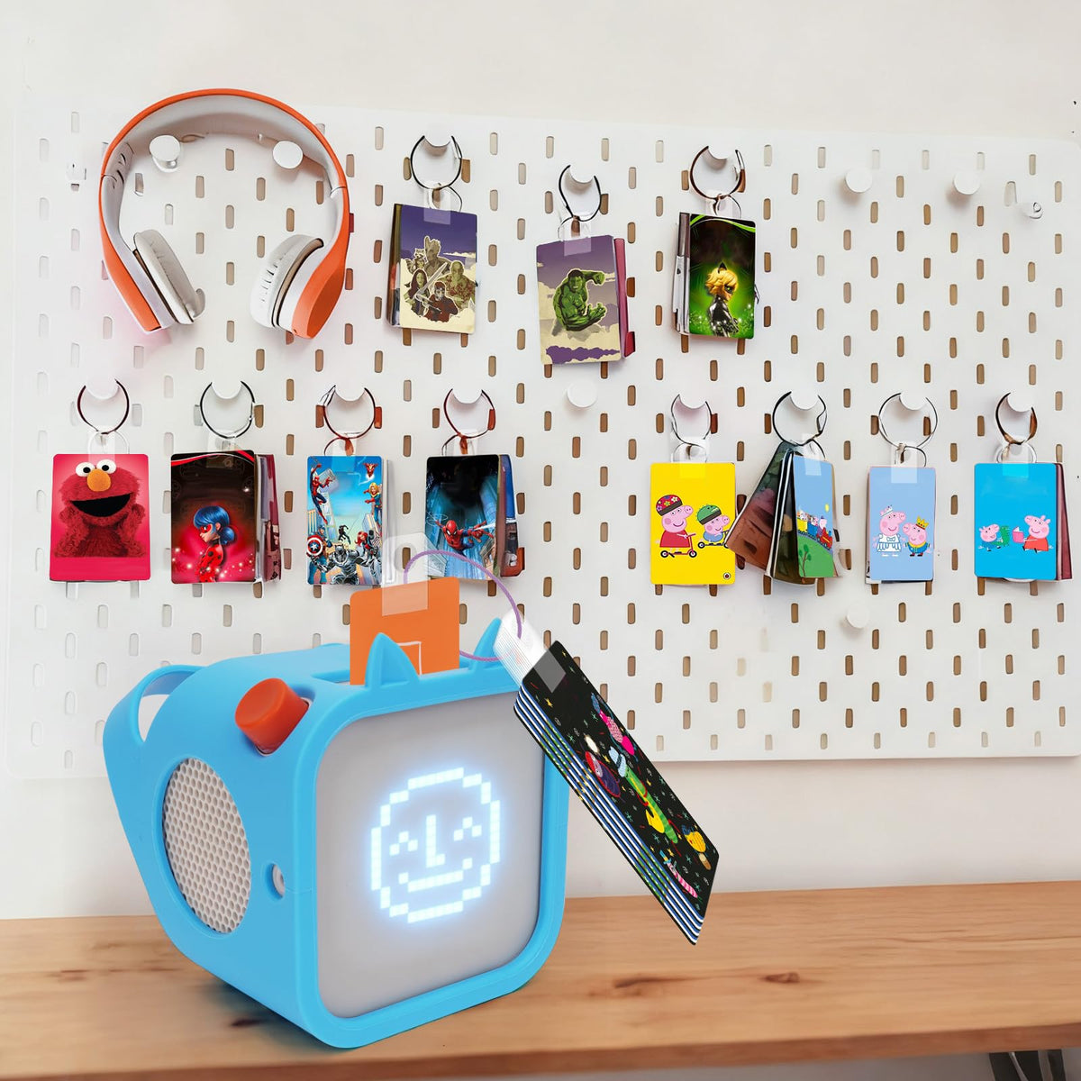 MGZNMTY Yoto removable card rings in blue for flexible organization
