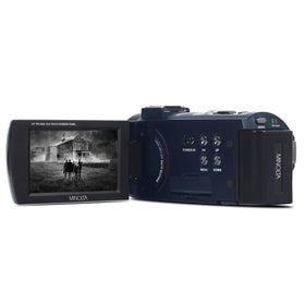 Minolta camcorder 32GB card included keeps shooting without swapping cards