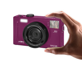 Minolta MND25 3-inch LCD screen for easy composition and quick review.