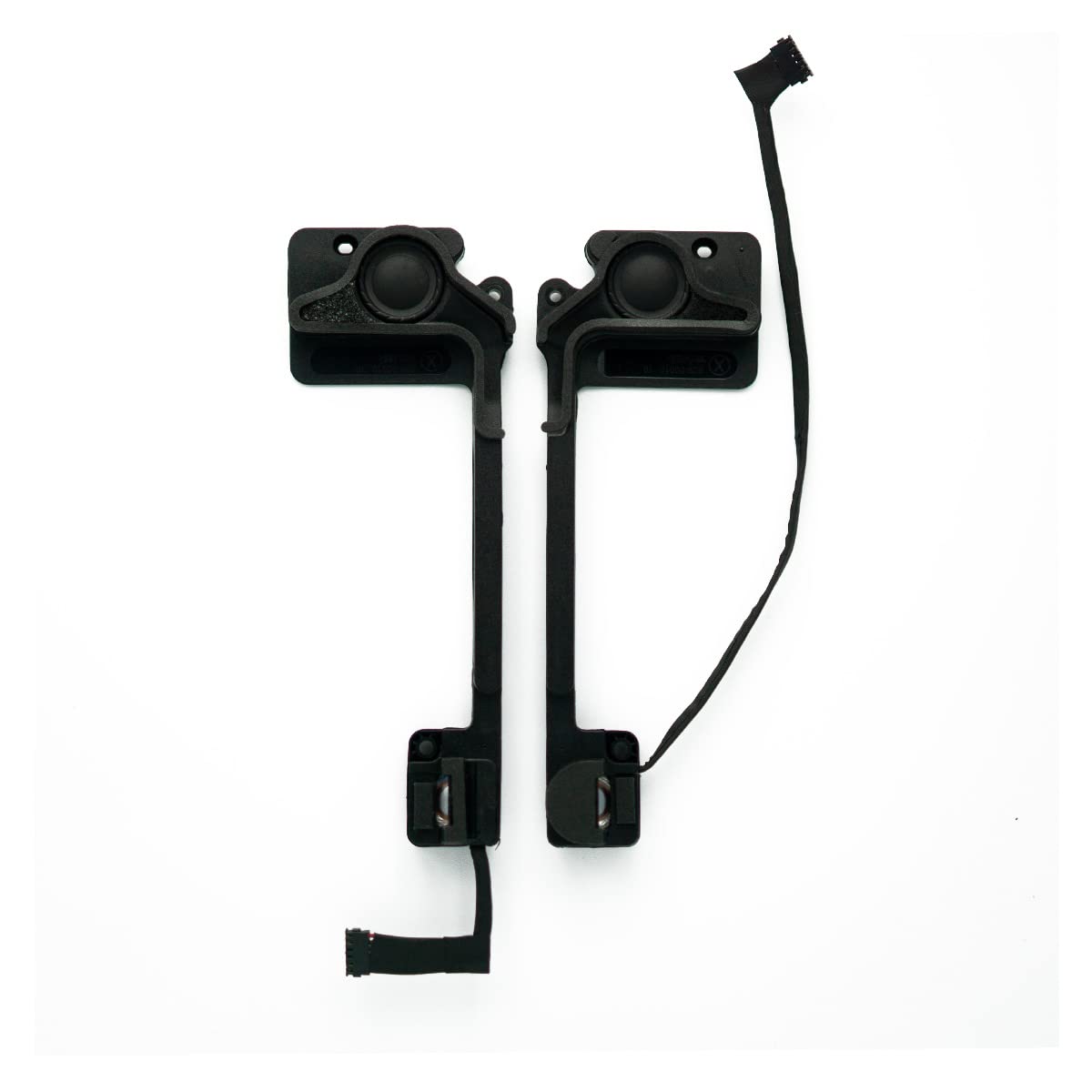 MMOBIEL connectors detail image demonstrates secure connections for reliable audio.