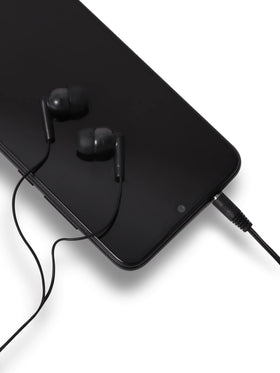 MNINEANDMORE earbuds feature a 43-inch cable for more movement