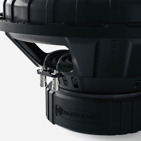 MOBIATOR in a listening scene, conveys immersive bass enjoyment on the road
