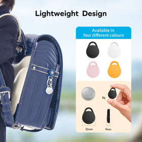 MOMAX Air Tracker beside a keyring to show compact size and effortless portability benefit