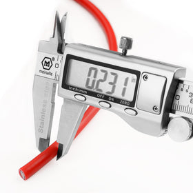 Aluminum foil and copper braid shield deliver high EMI resistance.
