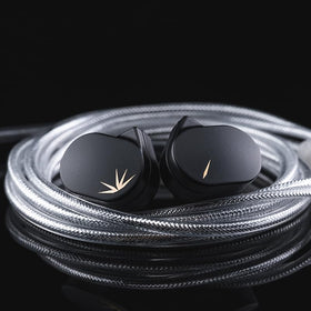 Moondrop CHU II alloy casting cavity delivers rigid, refined texture and durable shell.