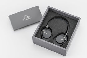 Moondrop Edge driver acoustic cavity cutaway revealing optimized sound isolation