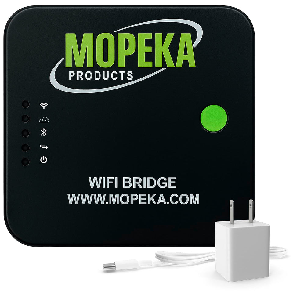 Mopeka bridge front view showing status lights and easy installation benefit