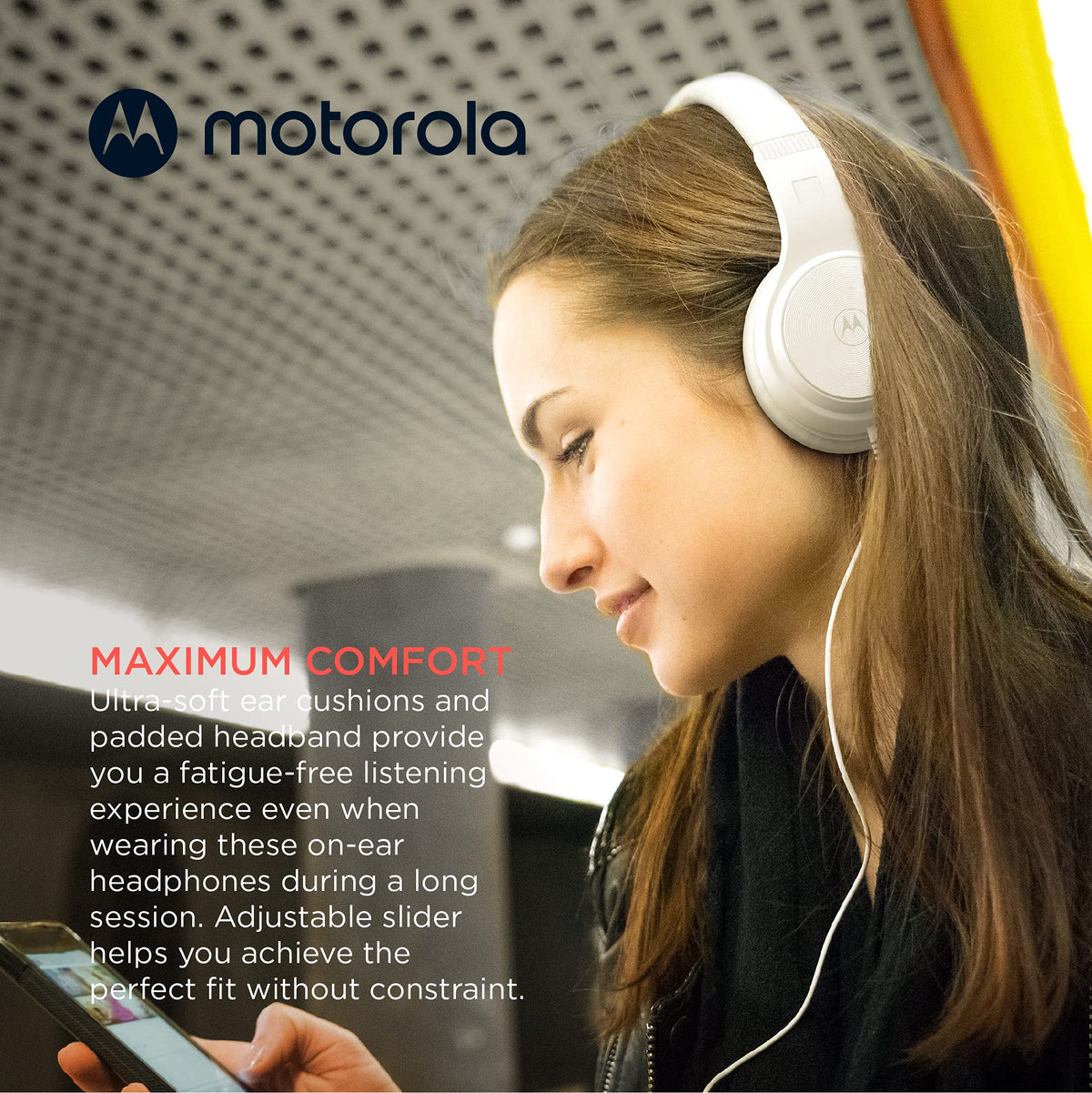 Motorola Sound Moto XT120 compact design ideal for daily commutes.
