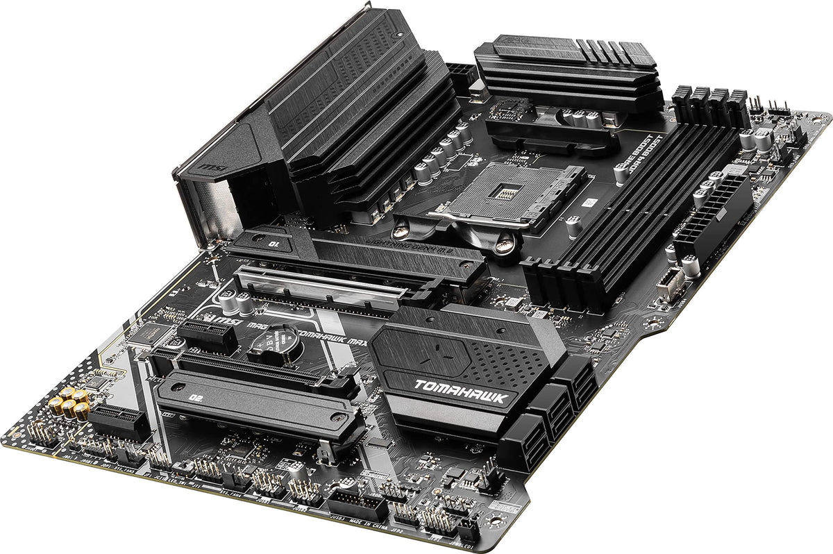 MSI MAG B550 Tomahawk Max WiFi PCIe x16 slot for discrete graphics card.