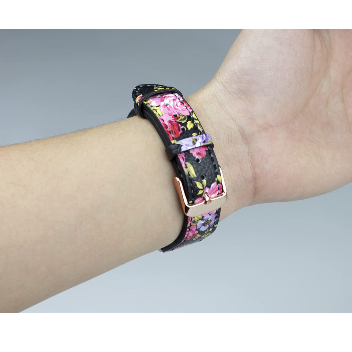 Mtozon packaging includes genuine leather band for Fitbit Charge 6/5