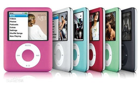 Multinanofun M-Player silicone case, silver finish protects on daily use.