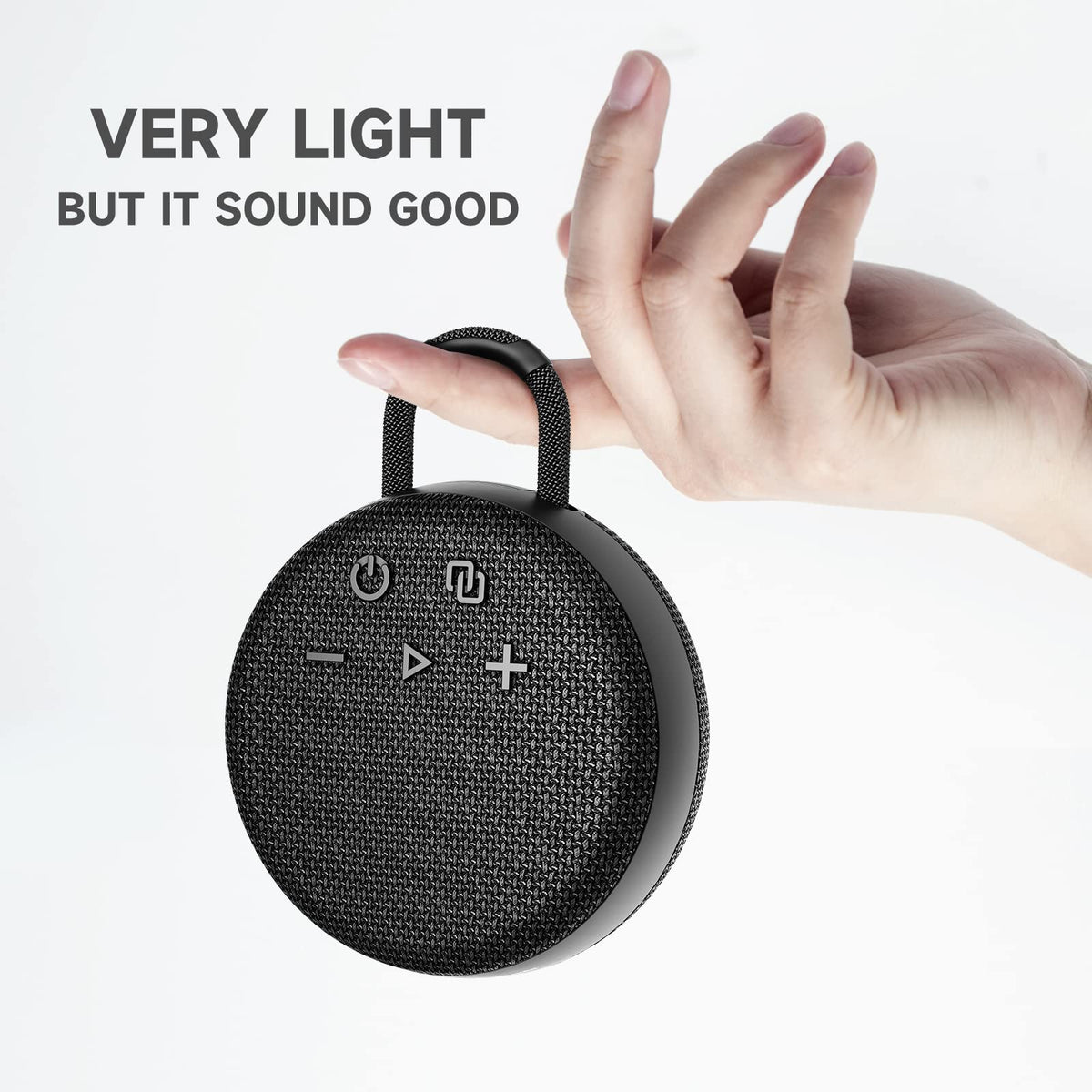 Musibaby clip and lanyard detail illustrating secure attachment on the go