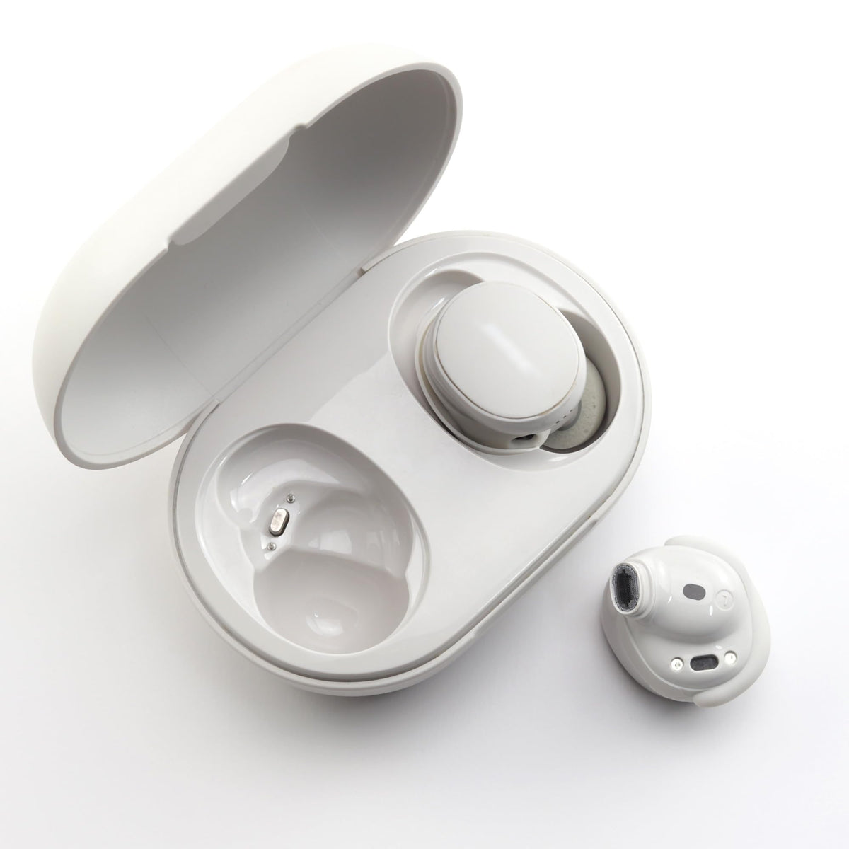 NANLANFAN mesh beside coin showing compact size and precise fit