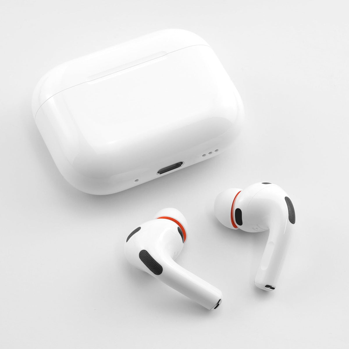 Nanlanfan ear tips securely fit AirPods Pro 3 for stable wear