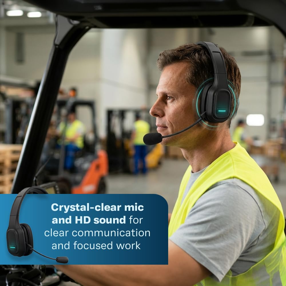 Naztech Trucker Bluetooth pairing quickly connects devices.