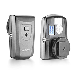 Neewer RT-16 triggering a studio light in use, enables consistent timing