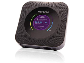 NETGEAR Nighthawk M1 connected devices screen shows online capacity.