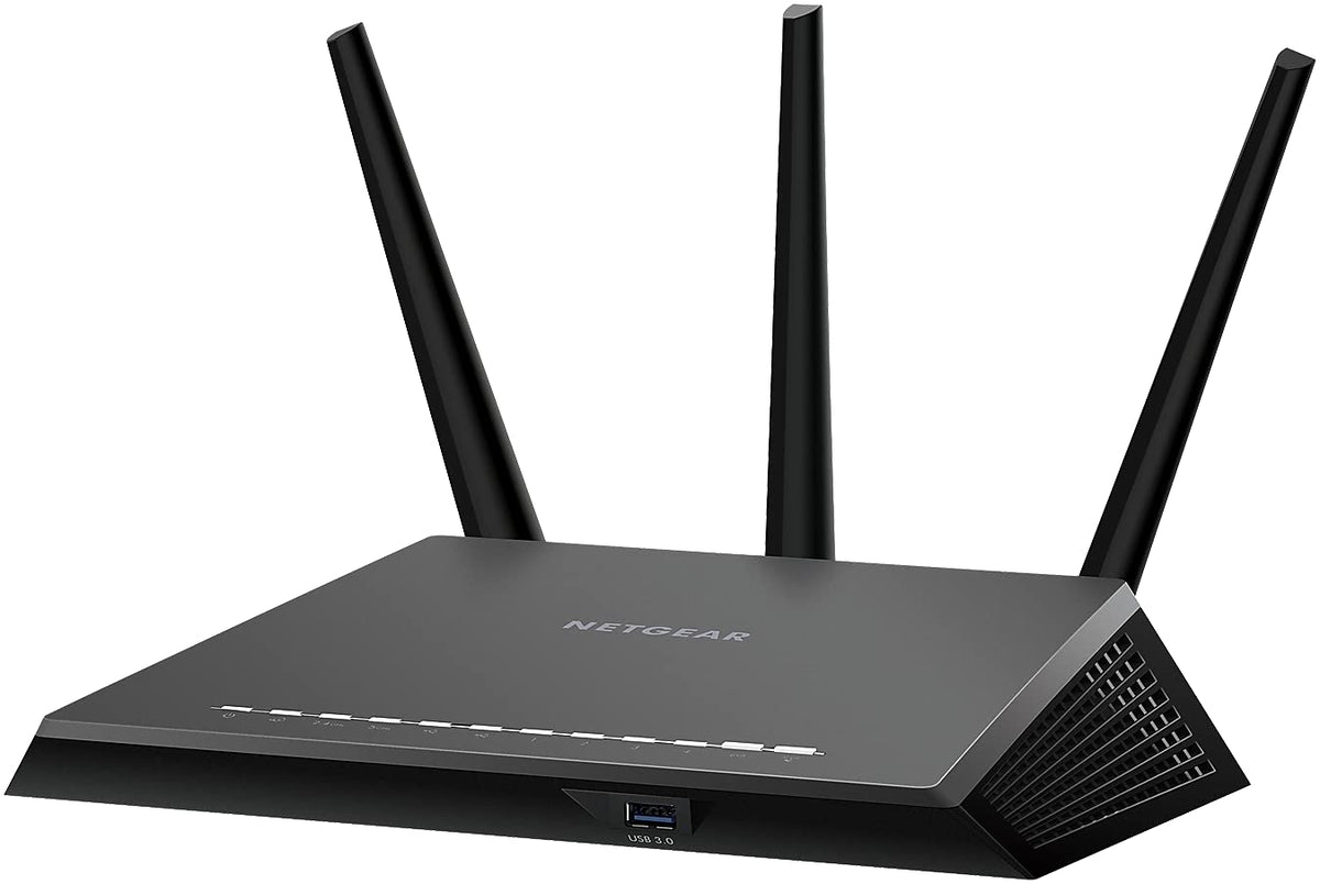 NETGEAR Nighthawk R7000 with wide wireless coverage for seamless streaming across rooms