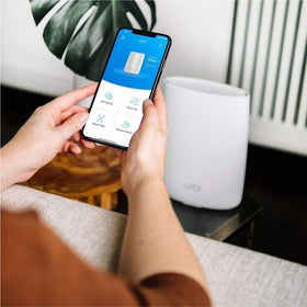 NETGEAR Orbi RBS50 ethernet ports close-up