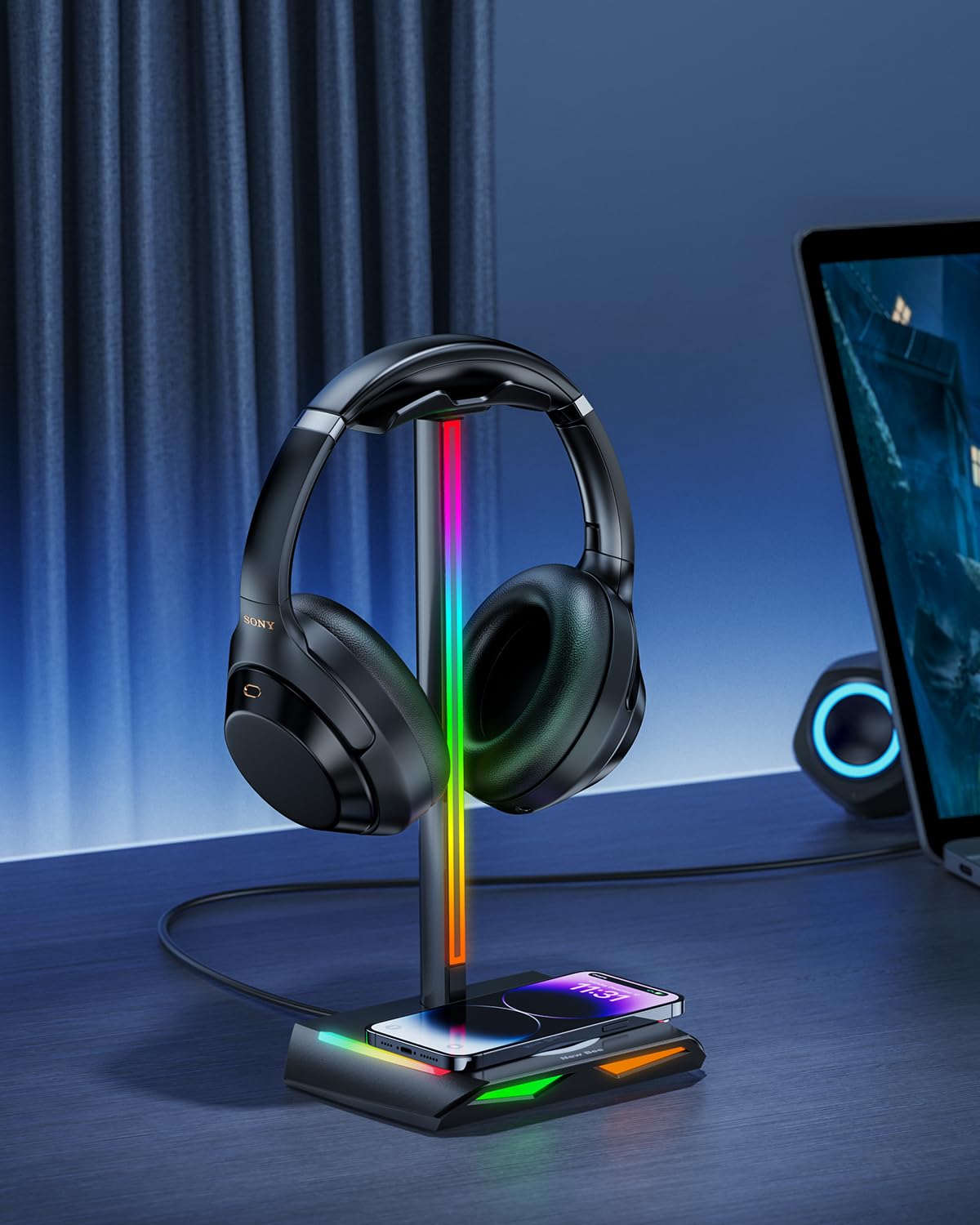 New Bee RGB headphone stand lighting modes showcased on the glow ring.