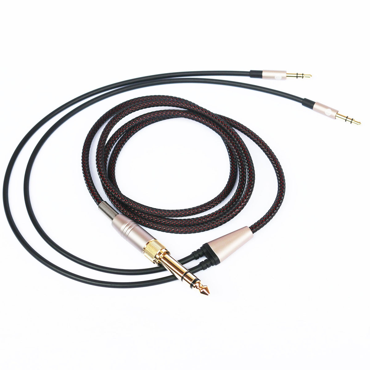 Bifurcated connectors on NEOMUSICIA cable ensuring stable dual ends