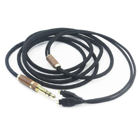 NewFantasia 3.5mm to 6.35mm adapter enables broad compatibility.