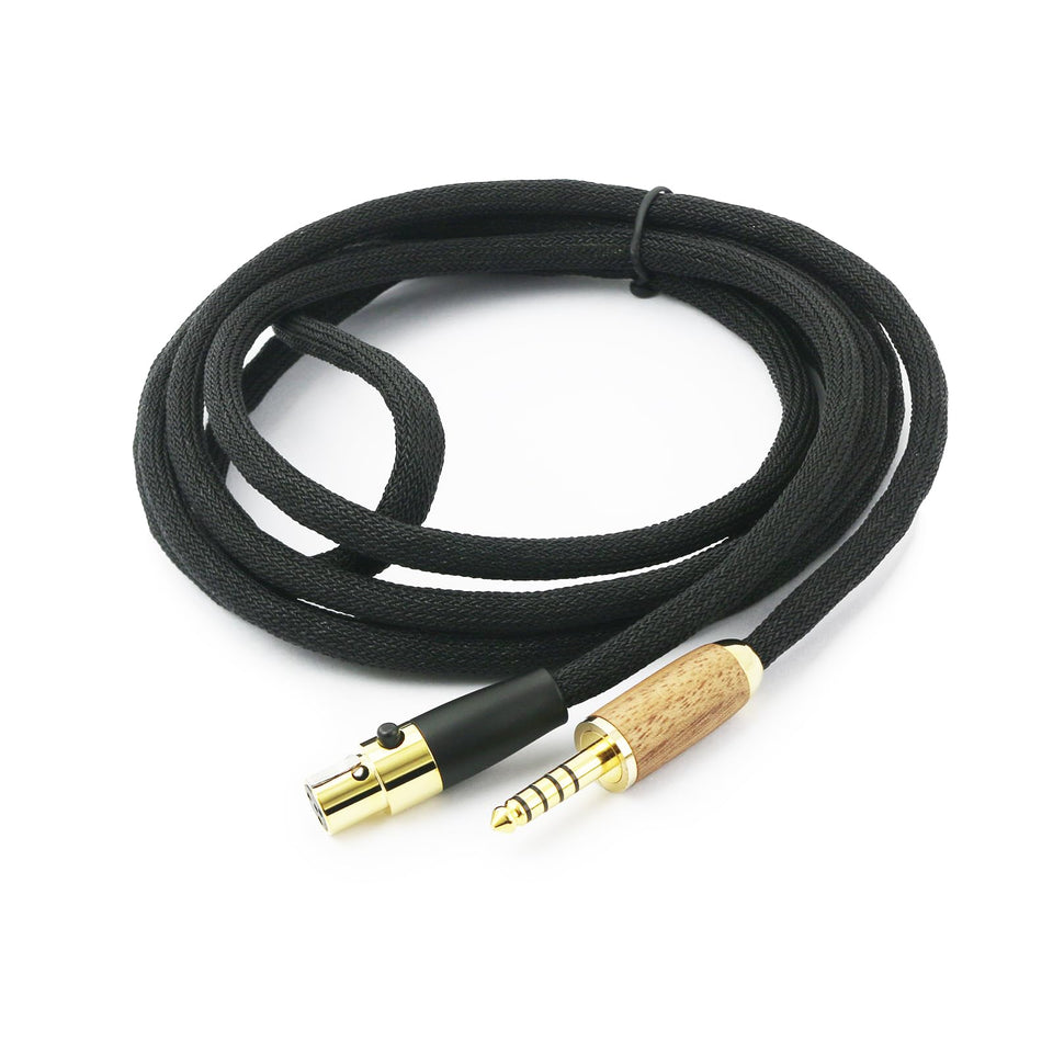 NewFantasia full-length 4.4mm balanced cable showing flexible braid and length benefit
