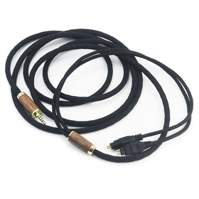 NewFantasia 2.5mm balanced connector connected to Sennheiser jack.