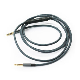 NewFantasia braided nylon cable texture detail showing tangle-free durability and flexible wear