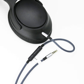 NewFantasia connected to Bose headphones restoring wired audio and controls