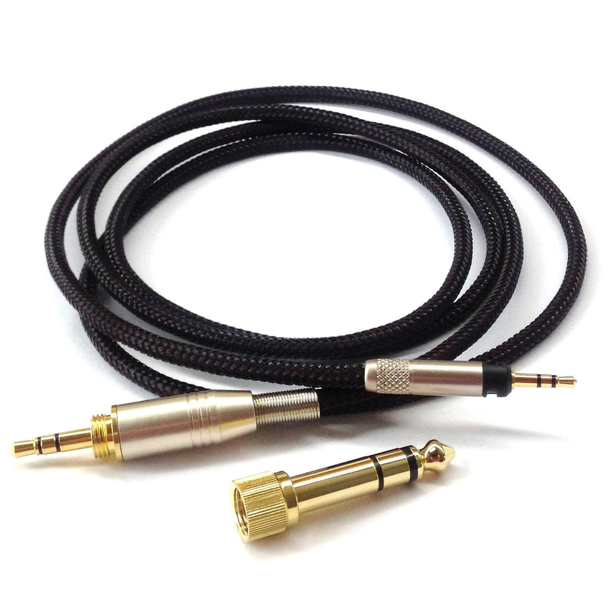NewFantasia OFC-core braided cable supports clean, stable signal.