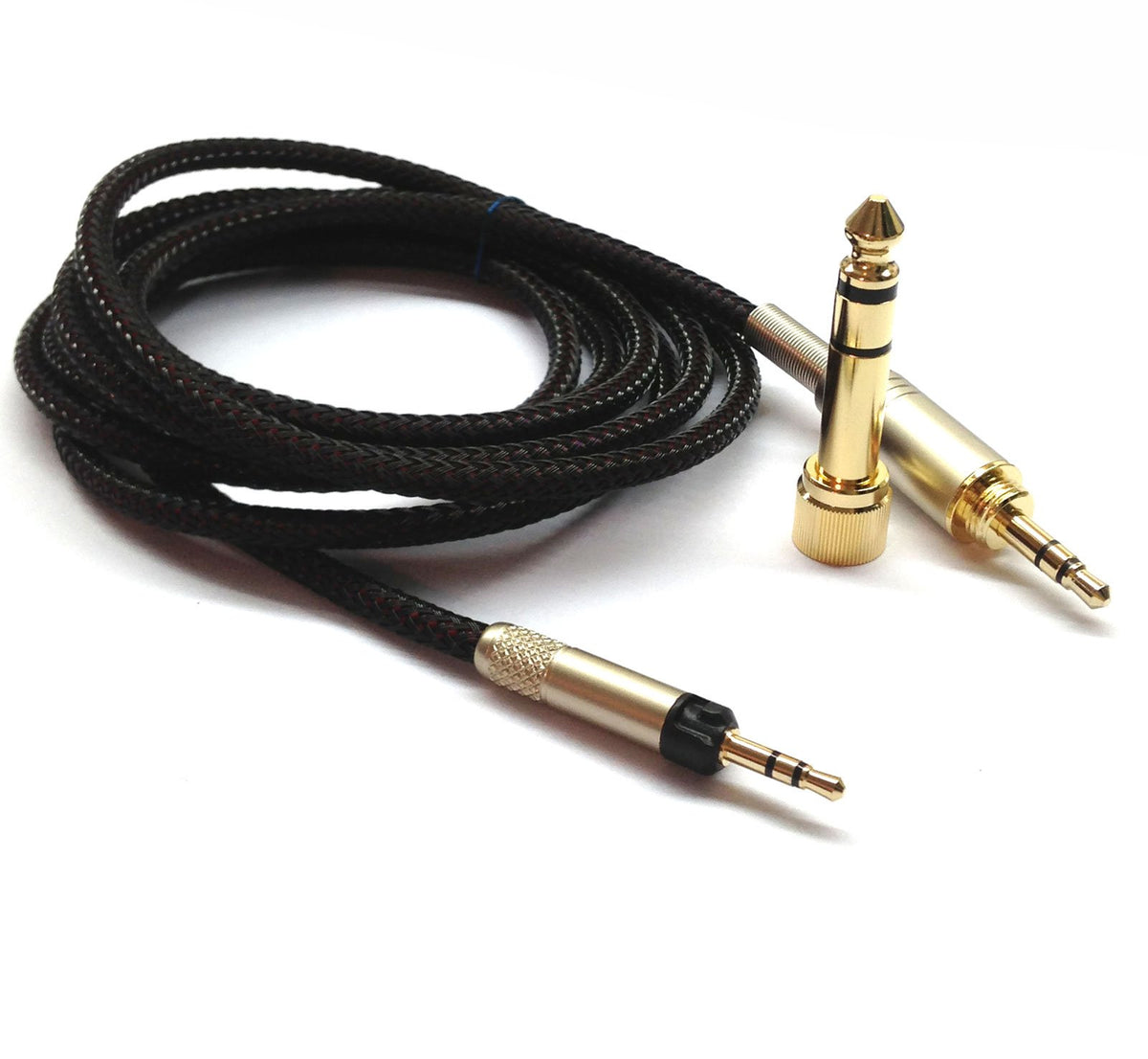 NewFantasia packaging includes a single replacement cable for quick swaps.