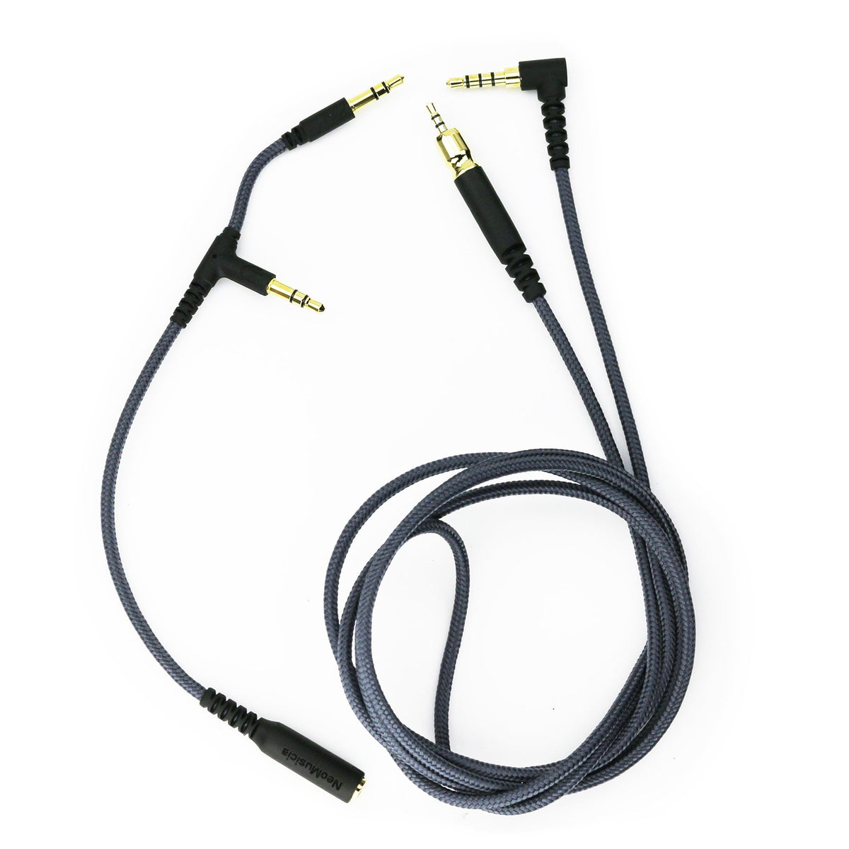 NewFantasia gold-plated plug detail improving corrosion resistance and signal clarity