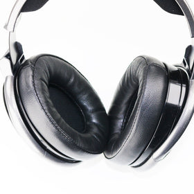 NewFantasia packaging for sheepskin ear pads highlights premium materials